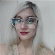 Profesora de Artes Plásticas Visuales, con especialidad en escultura